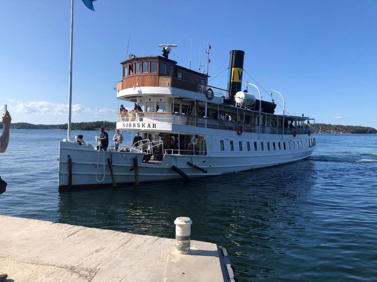 Semesterhus I Stockholms Skaergard, Runmaroe Vaermdoe Namdo Экстерьер фото